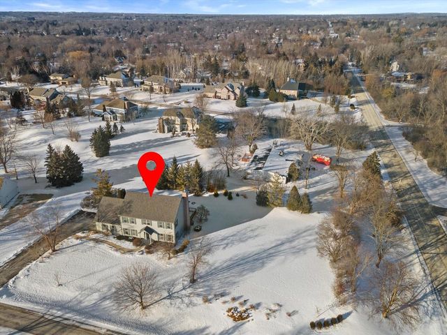 4310 W Carriage COURT, Mequon, WI 53092