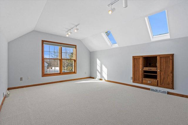 4310 W Carriage COURT, Mequon, WI 53092