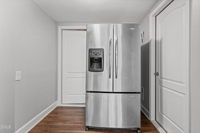 534 Siltstone Place, Cary, NC 27519