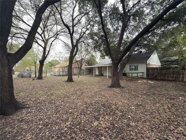 7016 Sunnybank Drive, Fort Worth, TX 76137