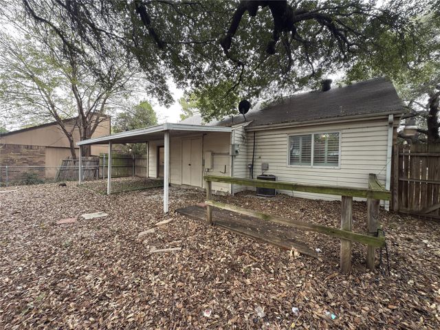 7016 Sunnybank Drive, Fort Worth, TX 76137