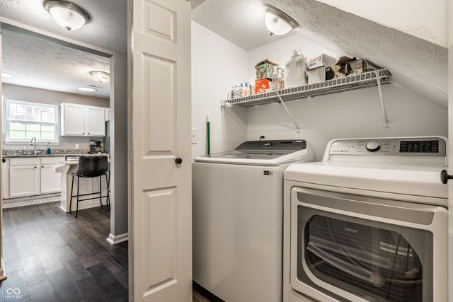 9660 Overcrest Drive, Fishers, IN 46037