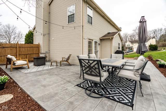 9660 Overcrest Drive, Fishers, IN 46037