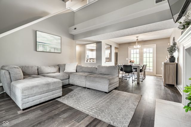 9660 Overcrest Drive, Fishers, IN 46037