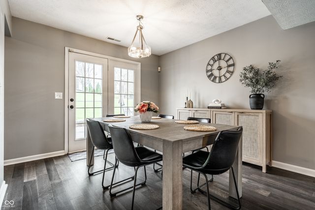 9660 Overcrest Drive, Fishers, IN 46037