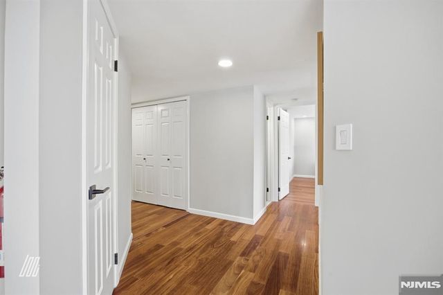 504 Nelson Court, Edgewater, NJ 07020