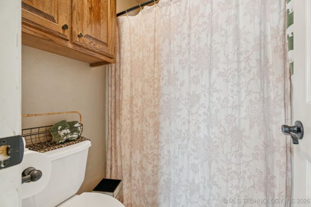 8702 N 140th Terrace, Owasso, OK 74055