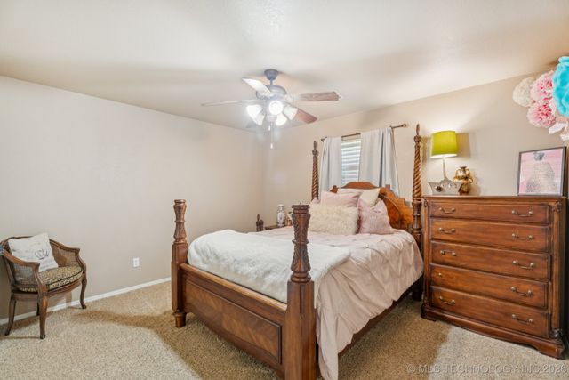 8702 N 140th Terrace, Owasso, OK 74055