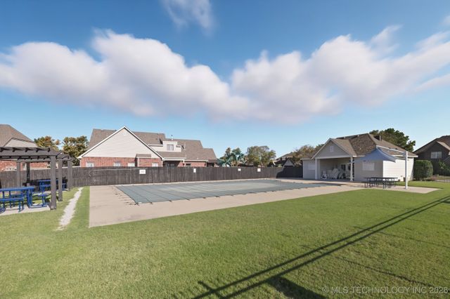 8702 N 140th Terrace, Owasso, OK 74055