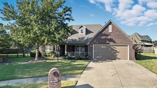 8702 N 140th Terrace, Owasso, OK 74055