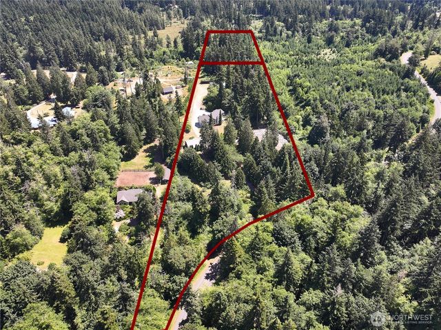 6621 Sills Road, Clinton, WA 98236
