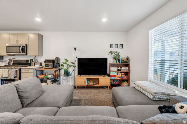 431 N NORTHSHORE DR, Saratoga Springs, UT 84045