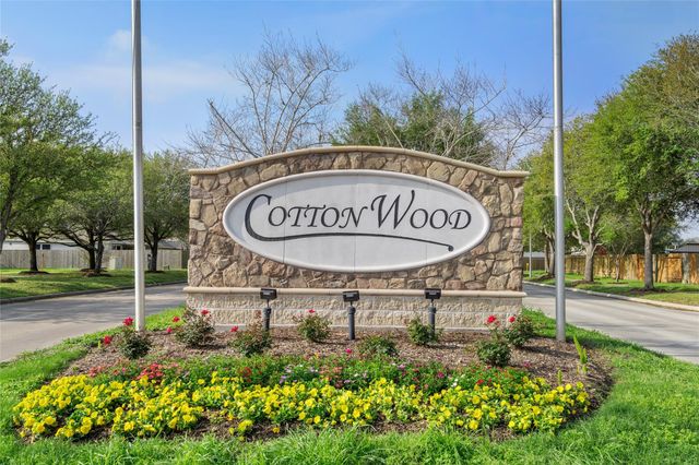 1323 Pease River Lane, Rosenberg, TX 77471