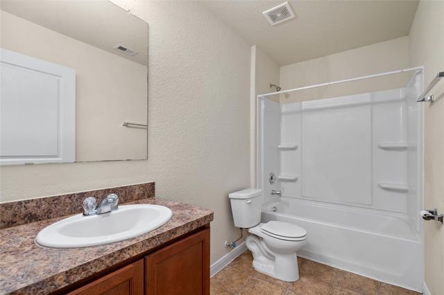 1323 Pease River Lane, Rosenberg, TX 77471