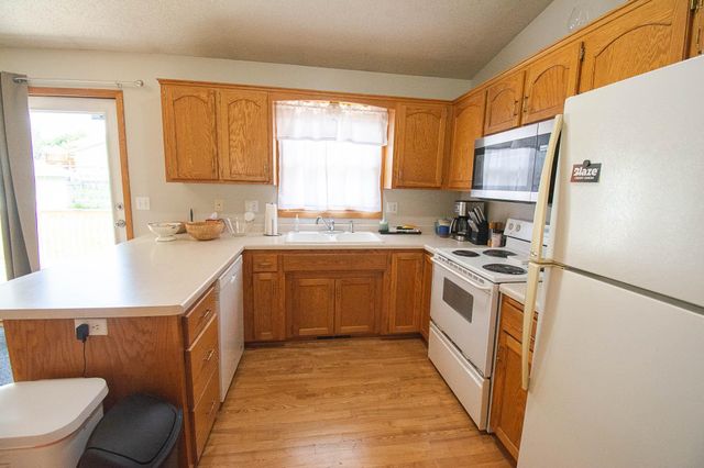 4914 25th Avenue NW, Rochester, MN 55901