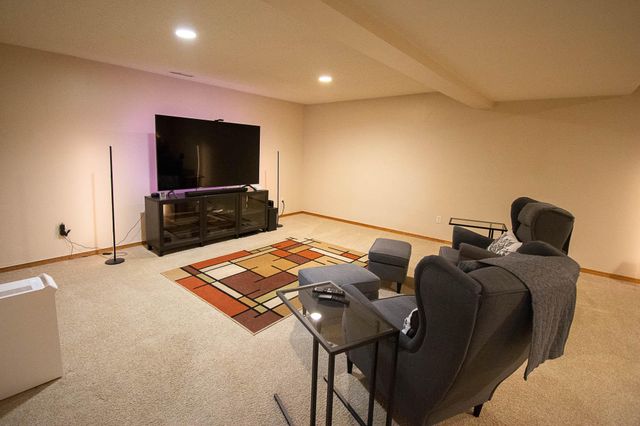 4914 25th Avenue NW, Rochester, MN 55901