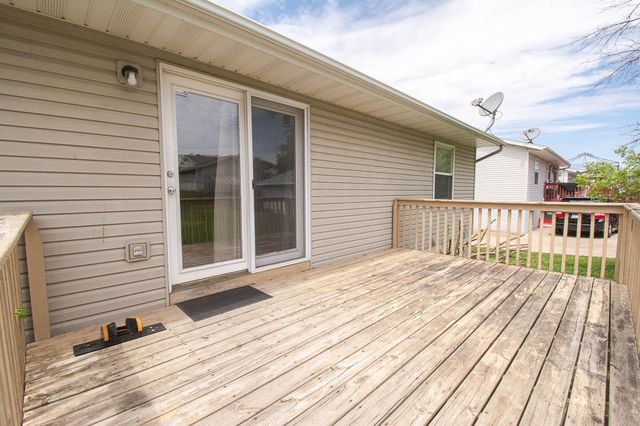 4914 25th Avenue NW, Rochester, MN 55901
