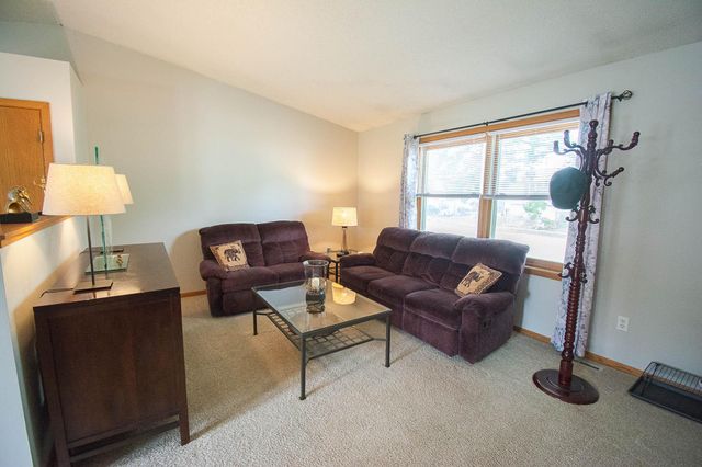 4914 25th Avenue NW, Rochester, MN 55901