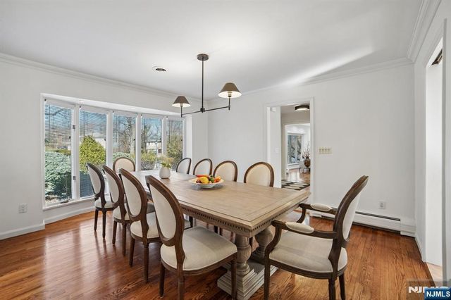 7 Royal Park Terrace, Hillsdale, NJ 07642