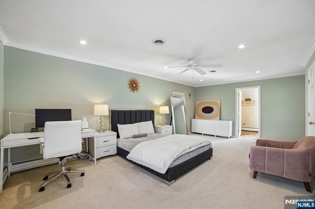 7 Royal Park Terrace, Hillsdale, NJ 07642