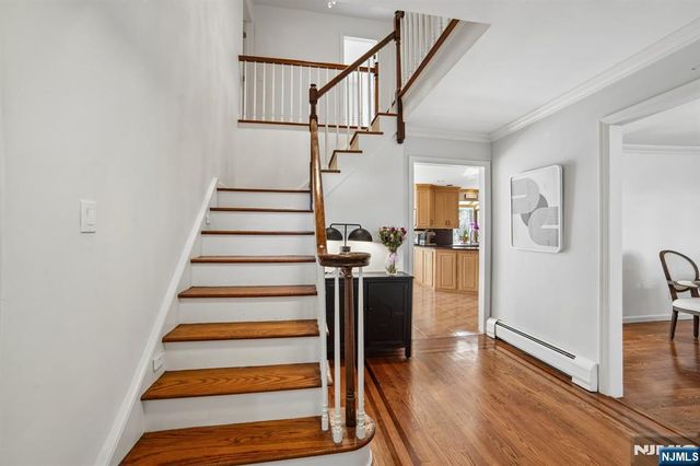 7 Royal Park Terrace, Hillsdale, NJ 07642