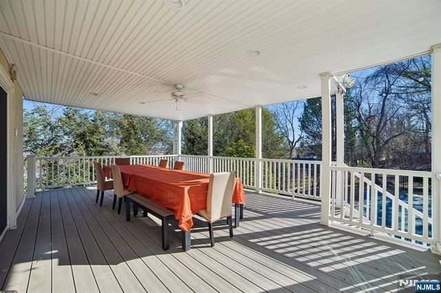 7 Royal Park Terrace, Hillsdale, NJ 07642