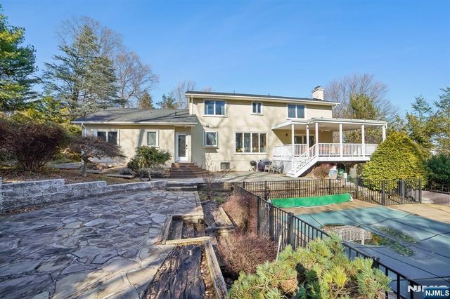 7 Royal Park Terrace, Hillsdale, NJ 07642