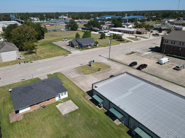 419 Cypress St, Sulphur, LA 70663