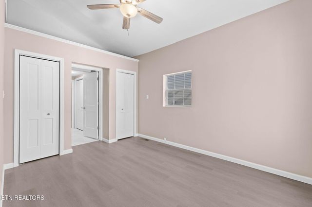 1216 NW Mercer St, Knoxville, TN 37921