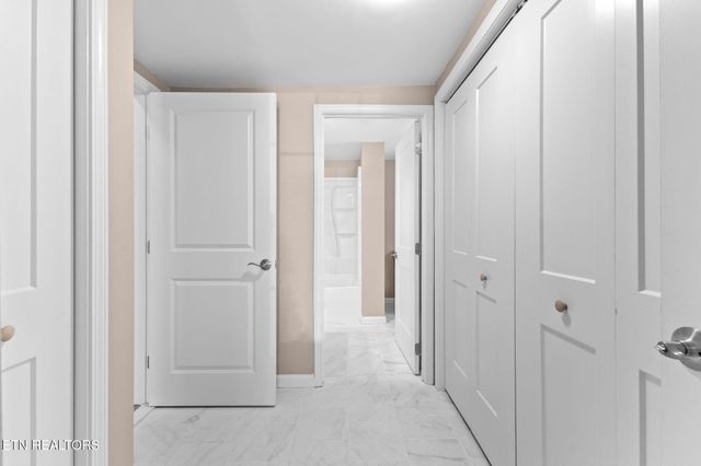 1216 NW Mercer St, Knoxville, TN 37921