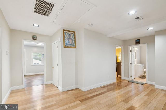 855 MAIL AVENUE, Deptford, NJ 08096