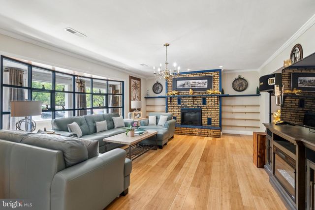 855 MAIL AVENUE, Deptford, NJ 08096