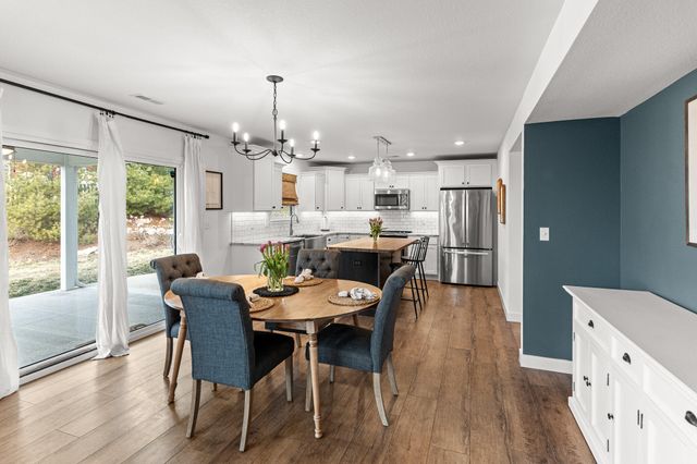 1405 COACHLAMP CT, Columbia, MO 65203