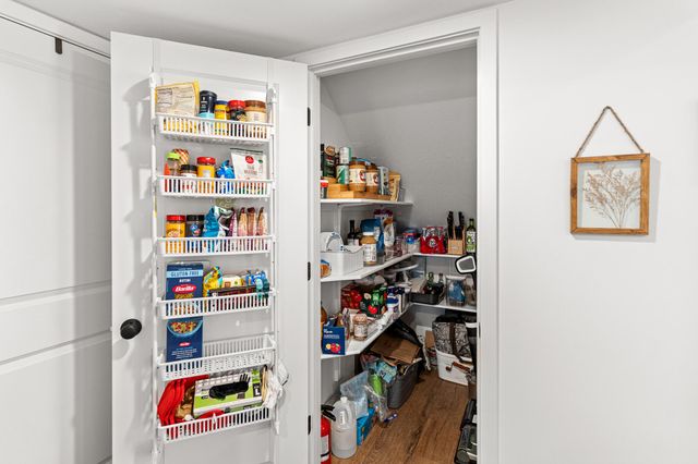 1405 COACHLAMP CT, Columbia, MO 65203