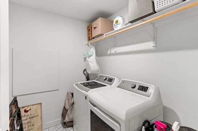 1405 COACHLAMP CT, Columbia, MO 65203