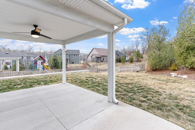 1405 COACHLAMP CT, Columbia, MO 65203