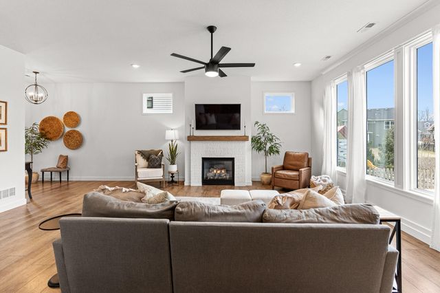 1405 COACHLAMP CT, Columbia, MO 65203