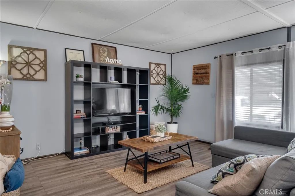 1205 Cypress 162, San Dimas, CA 91773