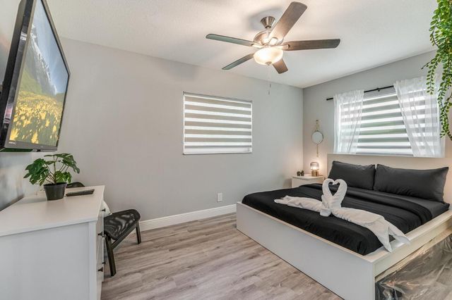 1051 SW 32nd Court 1, Fort Lauderdale, FL 33315
