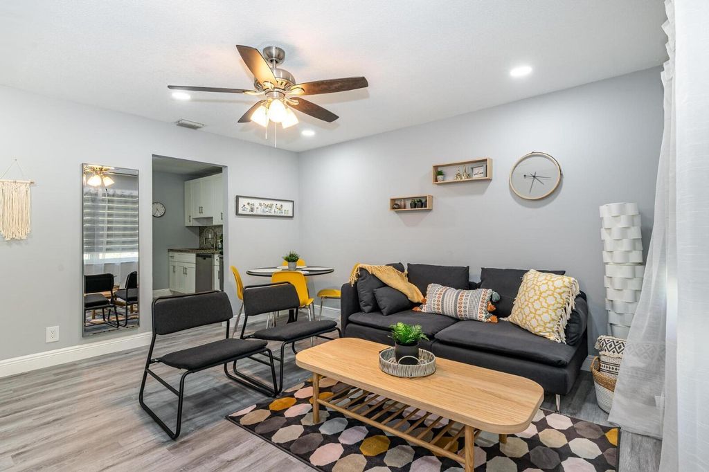1051 SW 32nd Court 1, Fort Lauderdale, FL 33315