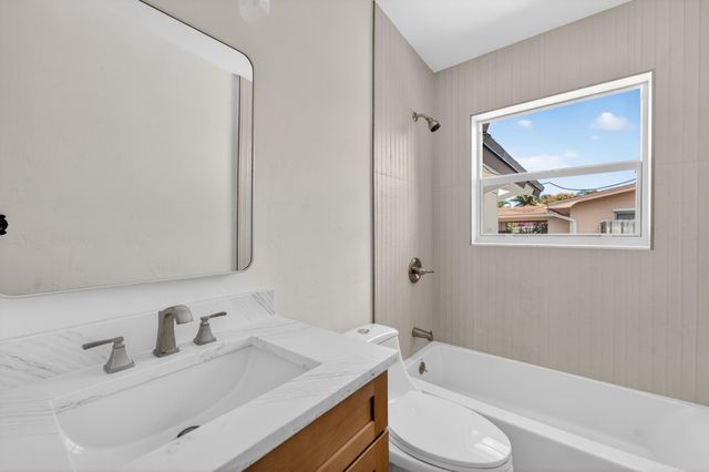 1815 Hillcrest Drive, Lake Worth Beach, FL 33461