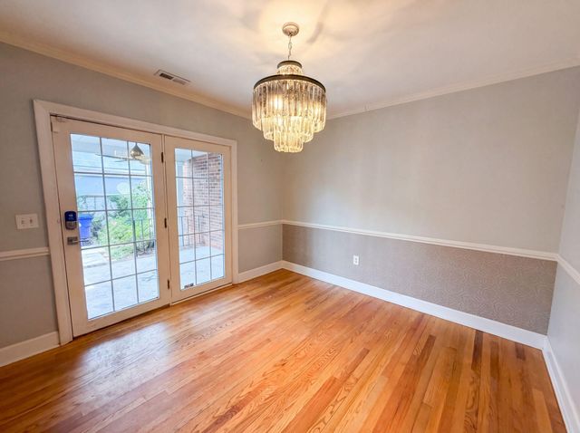 170 Queen Street, Charleston, SC 29401