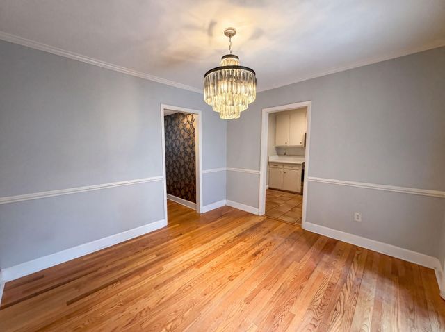 170 Queen Street, Charleston, SC 29401