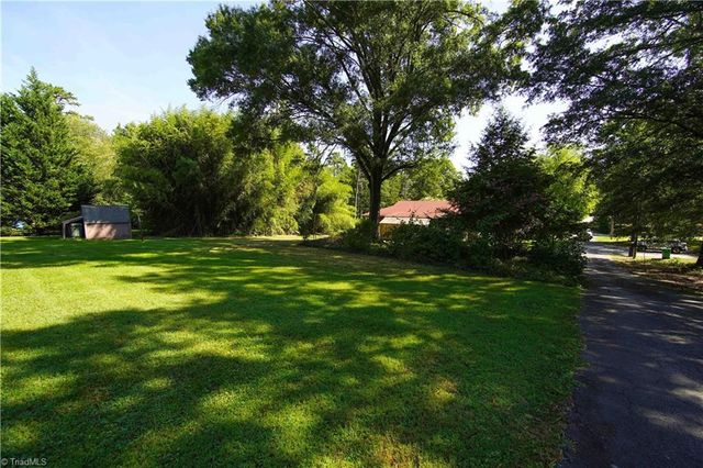 3425 Pine Valley Road, High Point, NC 27265