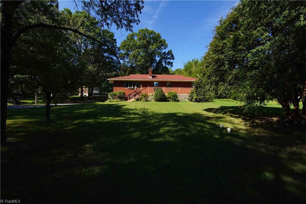 3425 Pine Valley Road, High Point, NC 27265