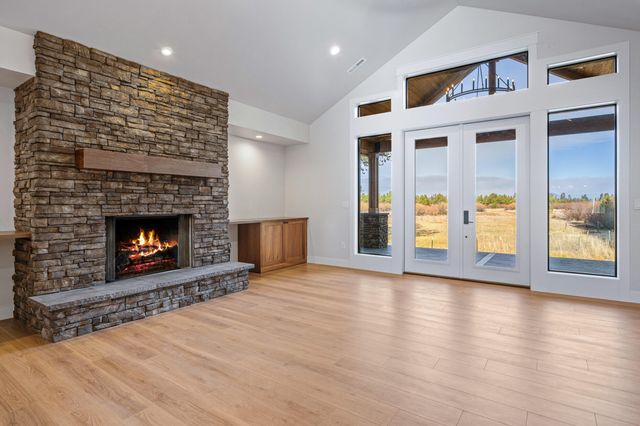 16768 Sandy Court, La Pine, OR 97739