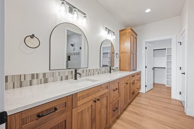 16768 Sandy Court, La Pine, OR 97739