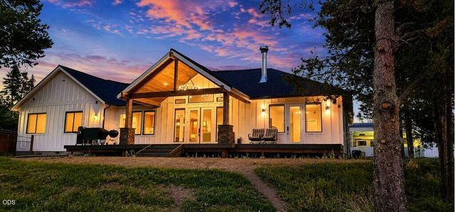 16768 Sandy Court, La Pine, OR 97739