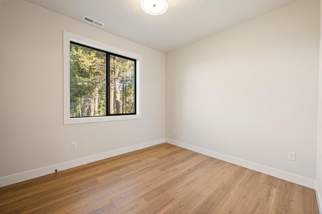 16768 Sandy Court, La Pine, OR 97739