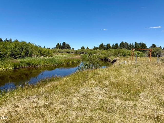 16768 Sandy Court, La Pine, OR 97739